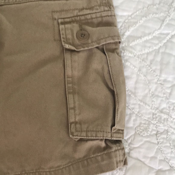 Old Navy khaki cargo boys shorts size 12 - Picture 5 of 8